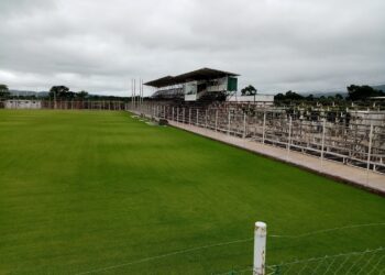 Liga Provincial de Yacuiba en el Estadio Federico Ibarra