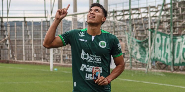 Petrolero golea 5-1 a Nacional La Pampa y se prende en la Copa Simón Bolívar