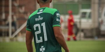 Olimpia Petrolero se juega la clasificación ante Municipal en un duelo decisivo